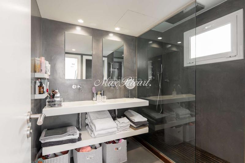 Foto 3c9cce1d-62de-4b81-8ca1-d1507da77fc0. Attique avec chauffage parking piscine dans Sarrià Barcelona