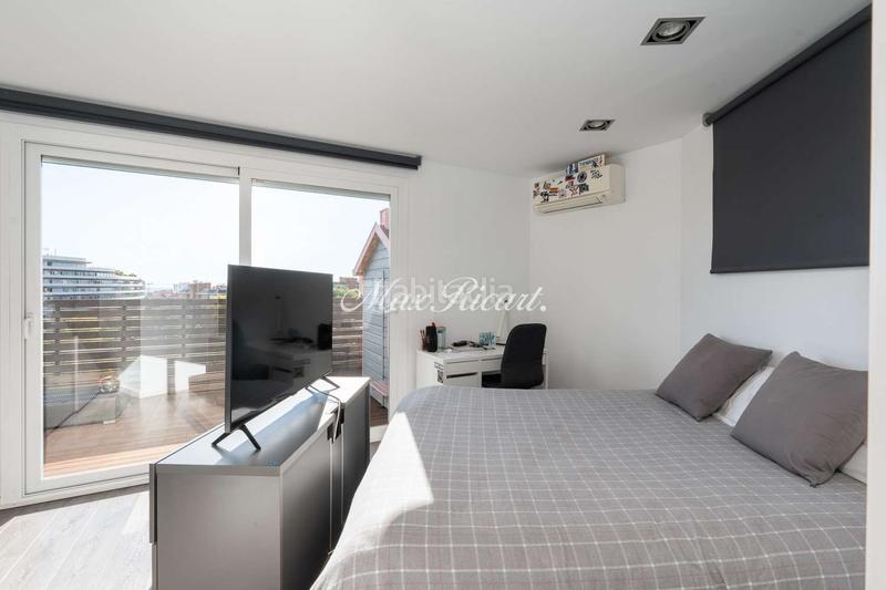 Foto f2b372fc-12b0-4ff9-befe-d1646682dfdc. Attique avec chauffage parking piscine dans Sarrià Barcelona