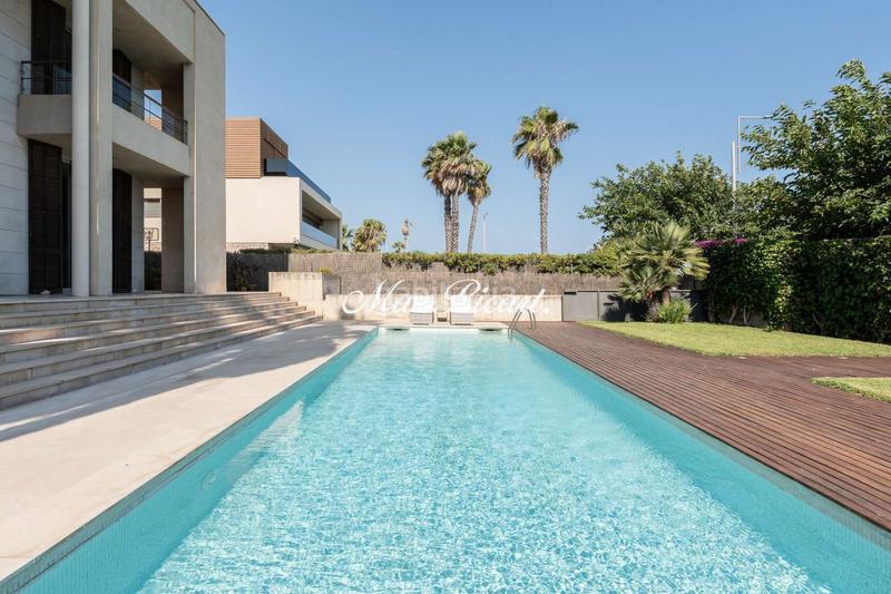 Foto 7adc778e-be73-4396-8feb-e7d435272c6a. Miete haus mit heizung parking pool in Gava Mar Gavà