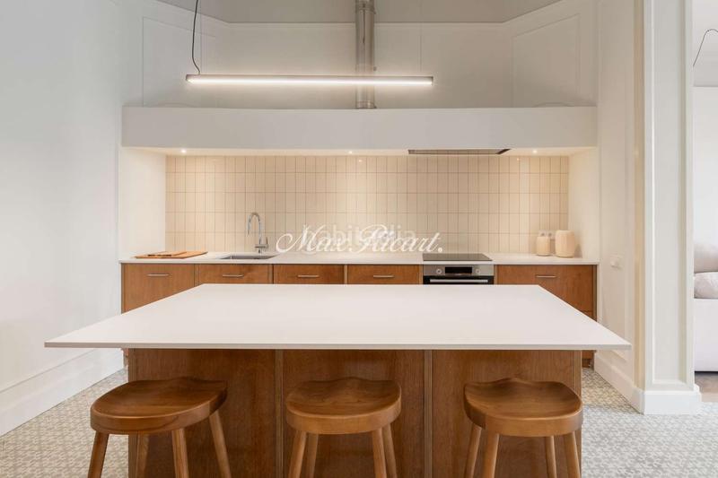 Foto a71fa5db-94f7-43c8-ba20-df26d8fcff6c. Alquiler piso espectacular vivienda a estrenar con terraza privada en Barcelona