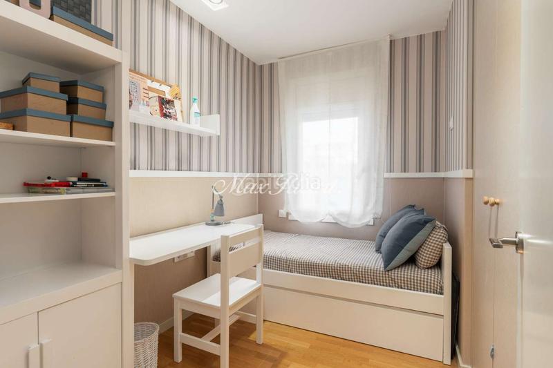Foto b8b0e4ac-3349-4257-b22a-7b8ee256071b. Appartement avec chauffage dans Sarrià Barcelona