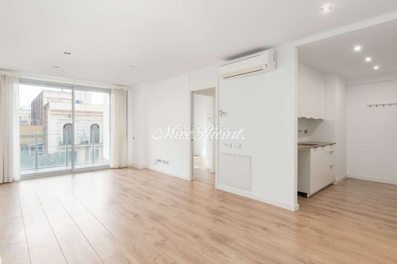 Foto 253c1bf6-c2d6-4079-99c4-d2a2a6a31036. Pis amb calefacció aparcament a La Nova Esquerra de l´Eixample Barcelona