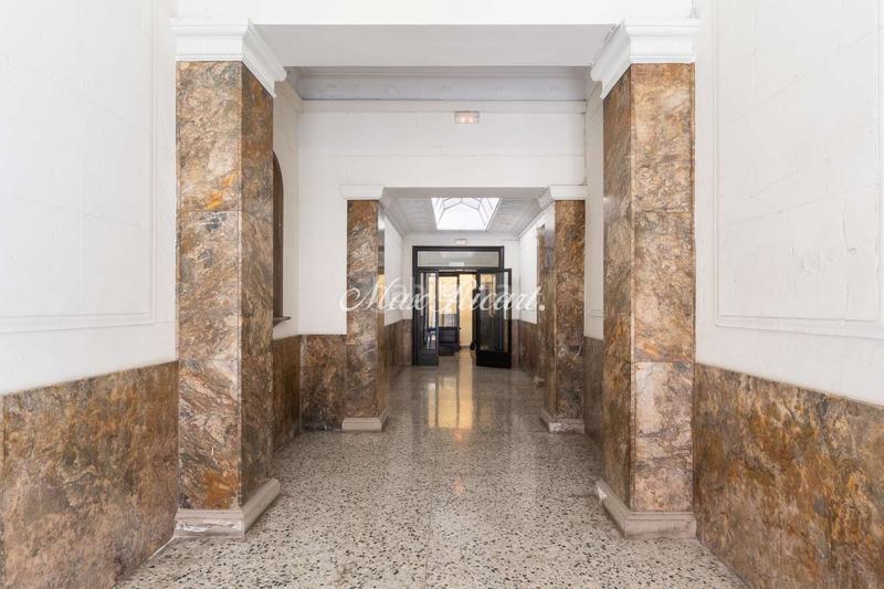 Foto 2f717d1b-9a69-4c78-82fd-a5e206ba135e. Alquiler piso amplio piso reformado en el centro de gracia en Barcelona