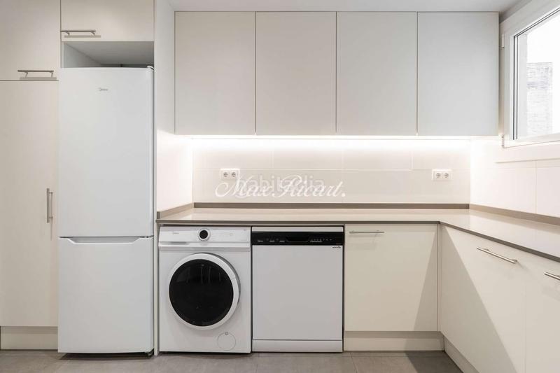 Foto 35e1faa9-96b9-47fe-b4ce-6729126f307b. Lloguer pis amb calefacció a Vila de Gràcia Barcelona