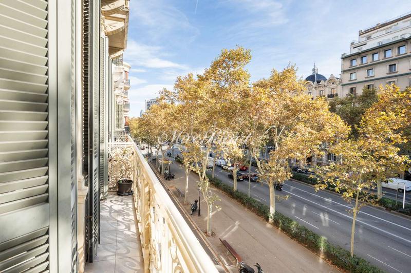 Foto 01c5eaed-9fed-4daa-8538-358364b00f1d. Piso  a reformar en eixample 116m2 4 hab en Barcelona