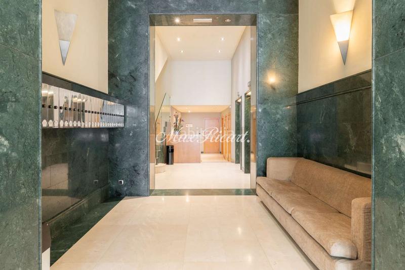 Foto 9611d11d-bbad-4c0e-aafa-4beef3e9a54f. Piso  a reformar en eixample 116m2 4 hab en Barcelona