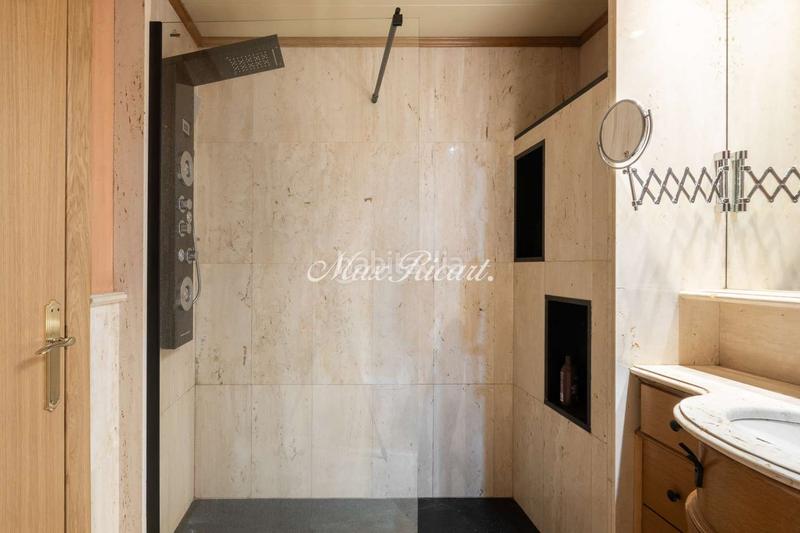 Foto cdf8e90f-98f9-4719-9b3b-d26cd947ceac. Piso  a reformar en eixample 116m2 4 hab en Barcelona