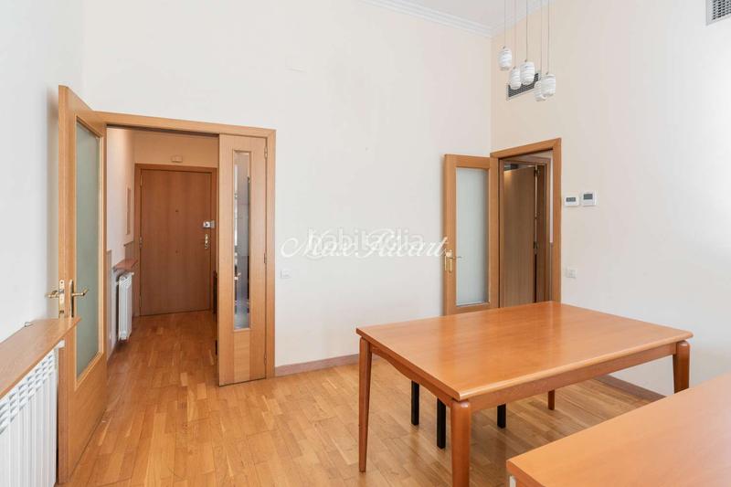 Foto d5169d08-295e-4f9d-b8f5-8c52a237560c. Piso  a reformar en eixample 116m2 4 hab en Barcelona