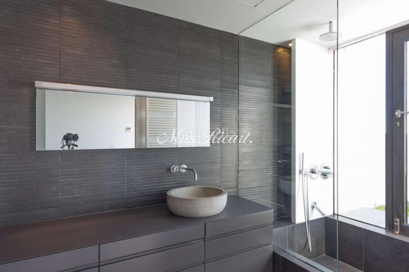 Foto 169f6591-89c5-4afa-a78c-a37447060b32. Rent penthouse with heating parking in Vila de Gràcia Barcelona