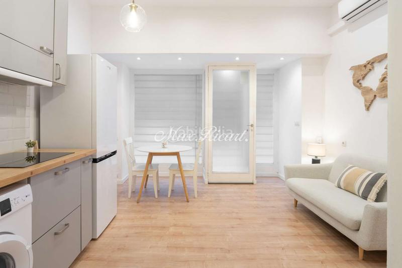 Foto bd841b5b-fbd3-4b48-b62f-15c5c67c7fe4. Büro mit heizung in Putget - Farró Barcelona