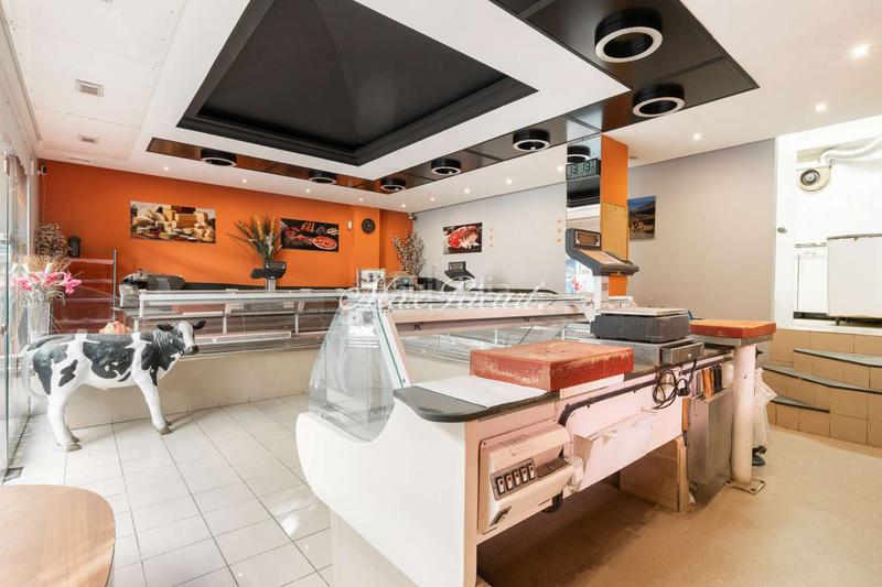 Foto 9a8a22a5-cb35-427b-9d58-224e9f40c91f. Local comercial a El Camp d´en Grassot i Gràcia Nova Barcelona