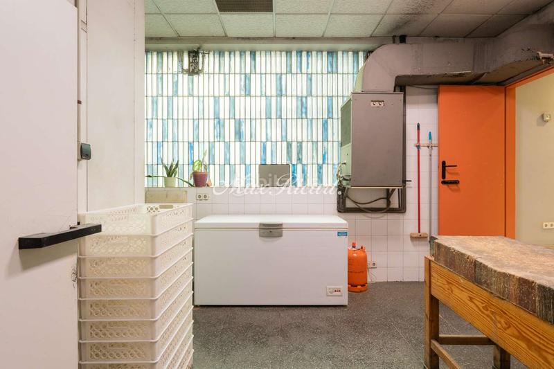 Foto b59f3ffe-7198-439e-a3f9-23c955a98297. Local comercial a El Camp d´en Grassot i Gràcia Nova Barcelona