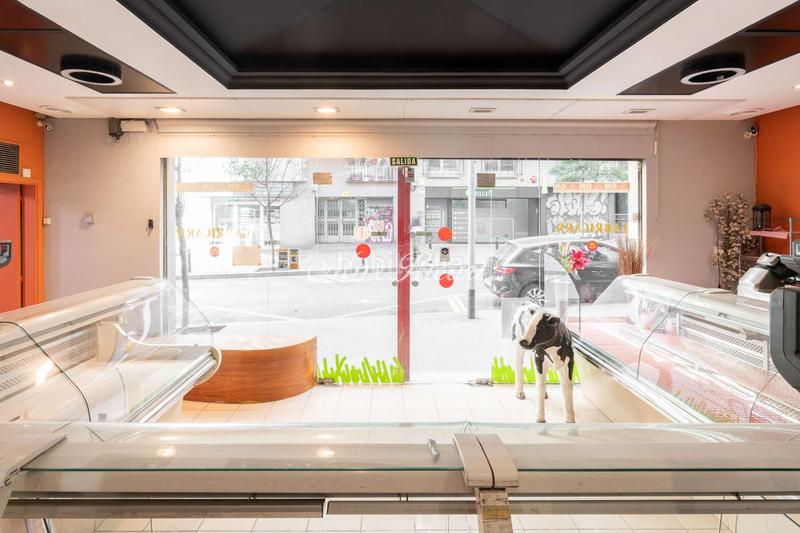 Foto e39376af-1a21-4f94-9558-798b6da322b8. Local comercial a El Camp d´en Grassot i Gràcia Nova Barcelona