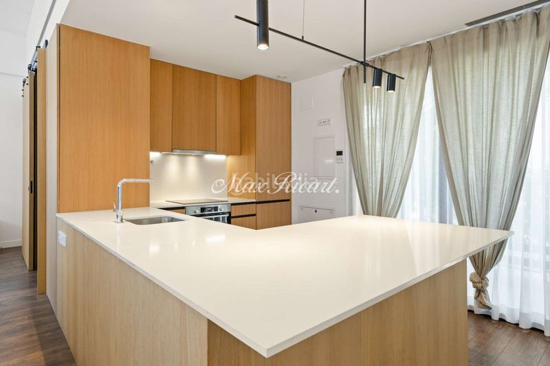 Foto 5f53c4a5-15e8-41c7-a275-b2deb7ad2368. Loft amb piscina a El Parc i la Llacuna del Poblenou Barcelona