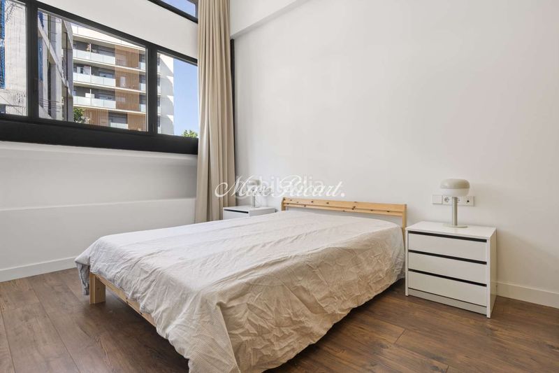 Foto 9a2a9c15-b0f9-4369-ab08-d1480135d436. Loft amb piscina a El Parc i la Llacuna del Poblenou Barcelona