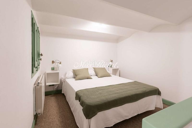 Foto d330b1f0-4830-48ea-b49a-5517b258453e. Alquiler dúplex amplia terraza privada en eixample en Barcelona