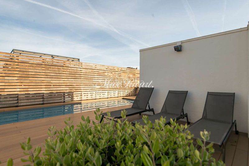 Foto 4e88315a-c30a-4f32-b617-c9de5b0eee86. Pis amb calefacció aparcament piscina a Sant Gervasi - Galvany Barcelona