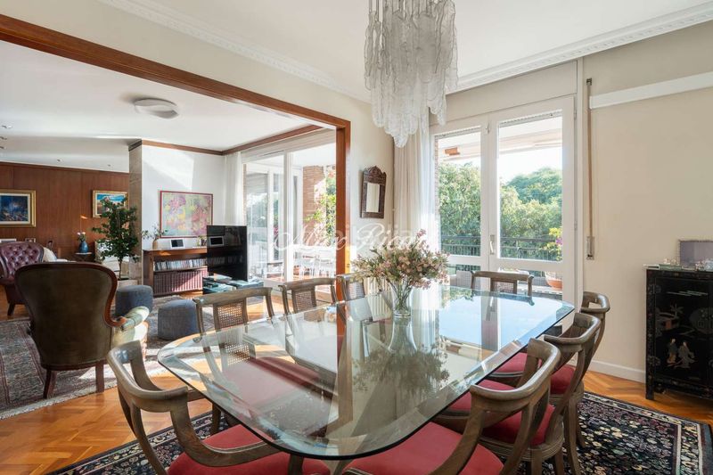 Foto 7e52ec80-524b-4d23-88a7-0249bff55257. Pis amb calefacció aparcament piscina a Pedralbes Barcelona