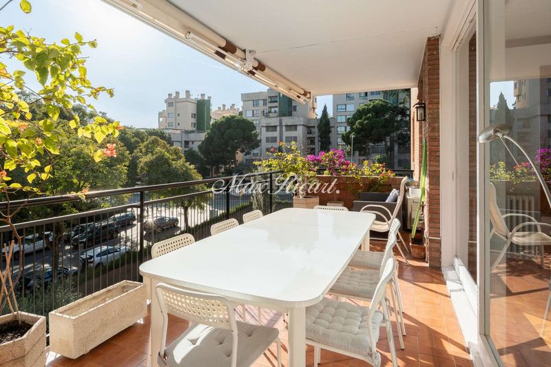 Foto 95280e1a-1647-4d56-b967-d55d69e3a521. Pis amb calefacció aparcament piscina a Pedralbes Barcelona