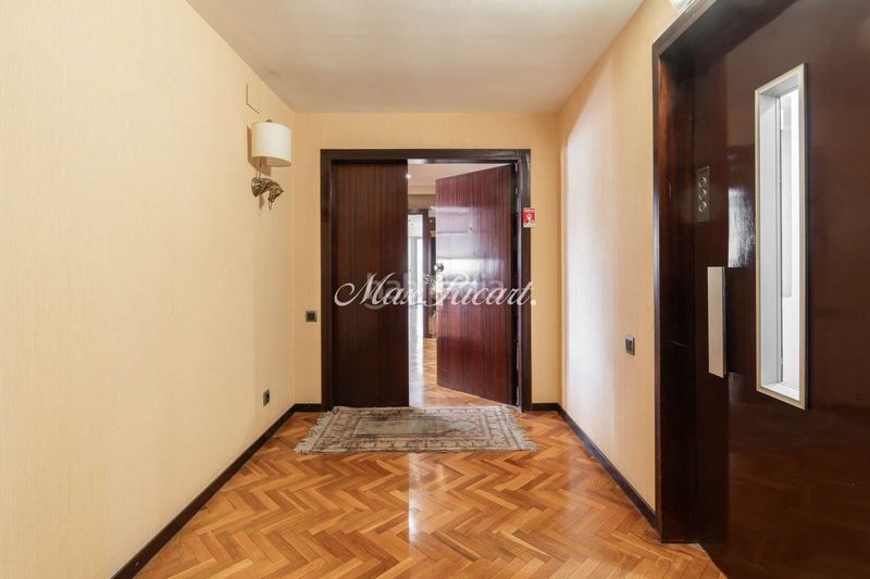 Foto aecad5ab-7adb-4f65-93d3-a5ab5c769ceb. Pis amb calefacció aparcament piscina a Pedralbes Barcelona