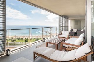 Lloguer Pis  N/a. Espectacular piso con vistas panorámicas al mar