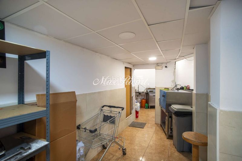 Foto 60ed5544-3d96-4a27-9091-0843d33be629. Local comercial a Raval Barcelona
