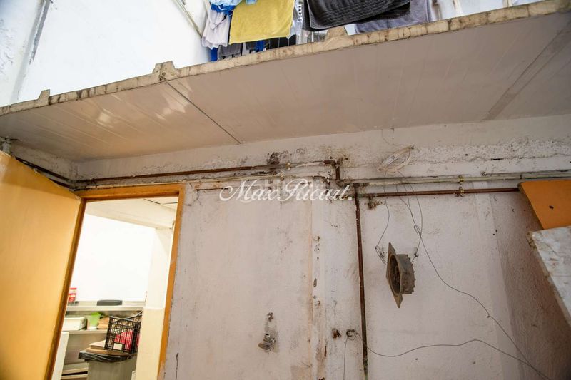 Foto 888f5304-7fa8-4abc-9810-4a5a0e383b29. Local comercial a Raval Barcelona
