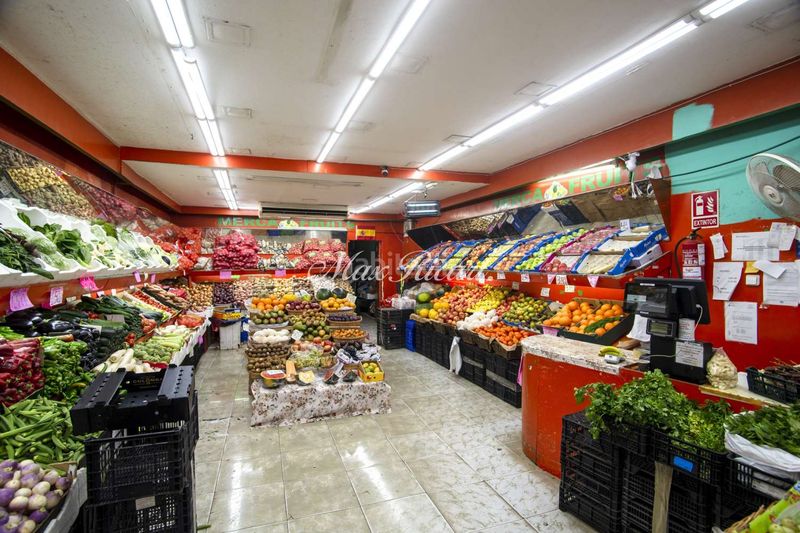 Foto a1b92258-9048-4382-9e96-29cf15b24d77. Local comercial a Raval Barcelona