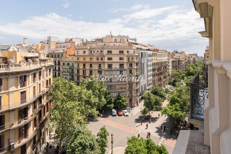 Foto 37829c20-638b-471e-a46d-4cd0b9bc22eb. Àtic amb calefacció a Dreta de l´Eixample Barcelona