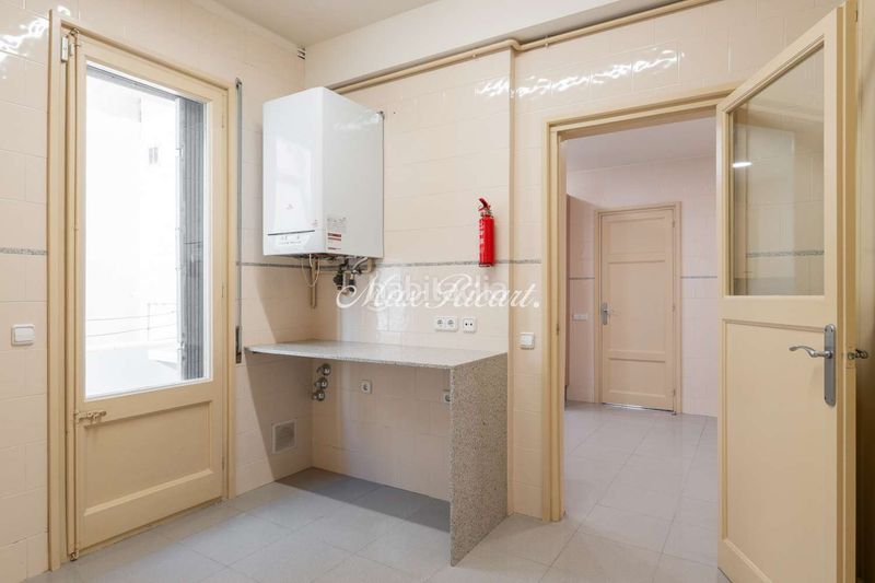 Foto 384c76ee-e4bc-45a3-9f07-f4f9679c07e4. Miete dachwohnung mit heizung in Sant Gervasi - Galvany Barcelona