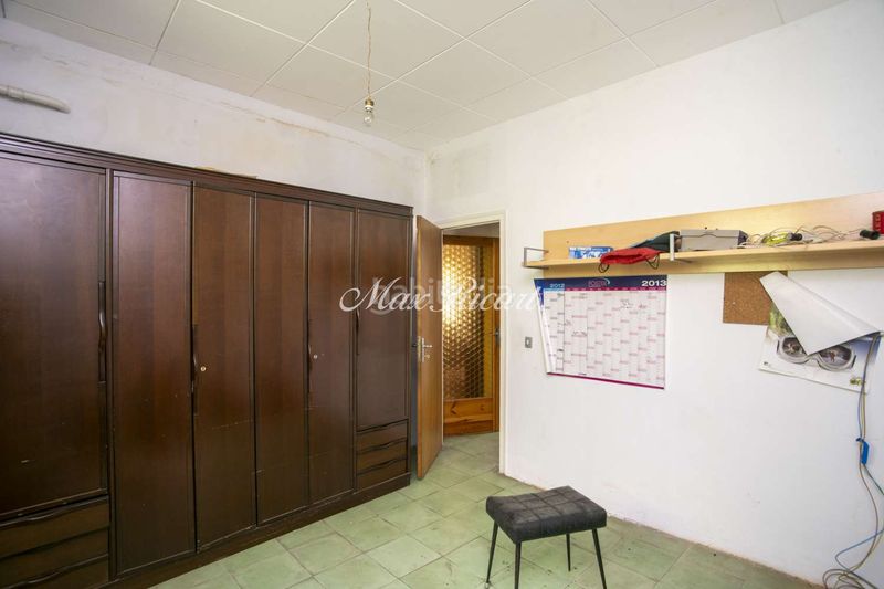 Foto 41fb6a3c-37c4-4723-ba77-a06ac7d5c5f6. Edificio  en venta girona, pirineo catalán 7 viviendas 6 locales comerciales en Ribes de Freser