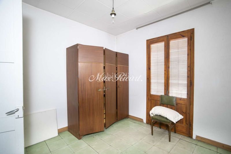 Foto 4fca1c9f-9598-4ab3-aa21-f86a75192ccb. Edificio  en venta girona, pirineo catalán 7 viviendas 6 locales comerciales en Ribes de Freser