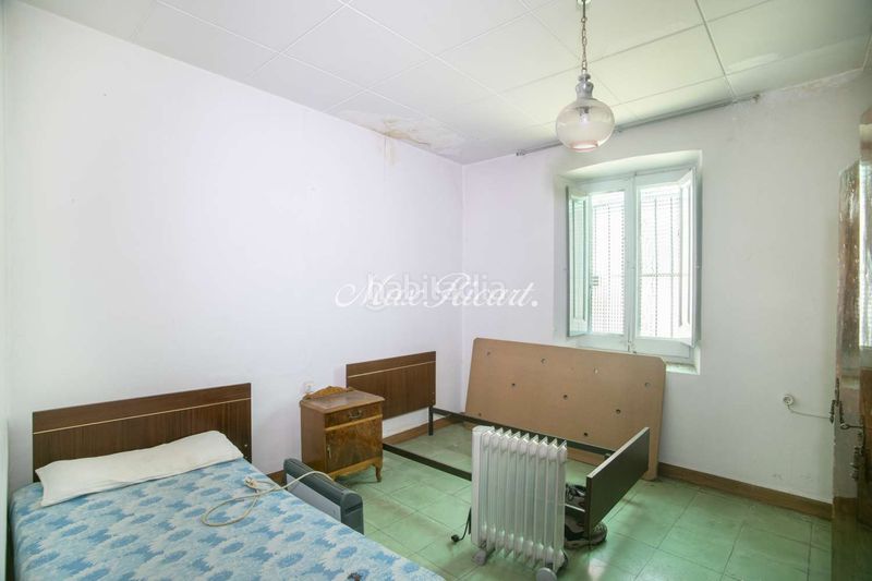 Foto 97cf0c6c-5595-4112-9429-1b48c1c616b9. Edificio  en venta girona, pirineo catalán 7 viviendas 6 locales comerciales en Ribes de Freser