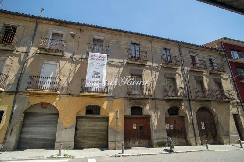 Foto aaeb2db3-31f9-4f2b-a857-e1e9c21a5ae5. Edificio  en venta girona, pirineo catalán 7 viviendas 6 locales comerciales en Ribes de Freser