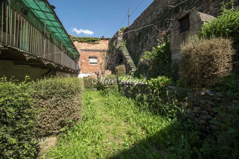 Foto ce227e7c-7eba-4577-b97e-4c33a4f27a8c. Edificio  en venta girona, pirineo catalán 7 viviendas 6 locales comerciales en Ribes de Freser