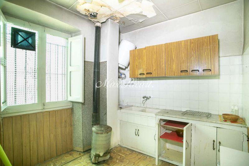 Foto f7f27cc9-d67f-4d0e-87f2-31569194a66b. Edificio  en venta girona, pirineo catalán 7 viviendas 6 locales comerciales en Ribes de Freser