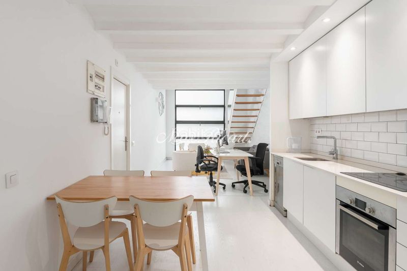 Foto 7f62e257-a572-4426-a68e-7738823e1038. Loft amb calefacció a Vila de Gràcia Barcelona
