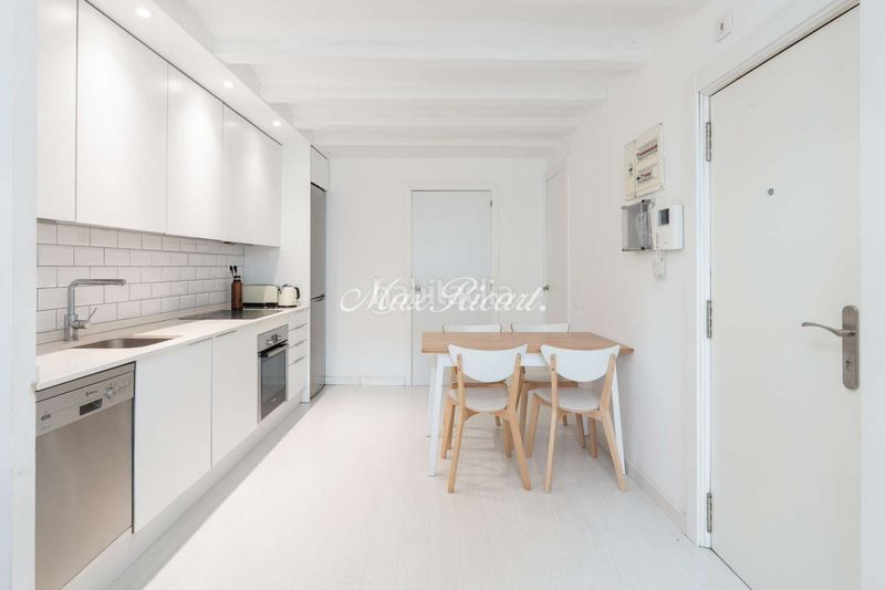 Foto bca9063d-4cc8-4035-ac8d-77e2829a0fa5. Loft amb calefacció a Vila de Gràcia Barcelona