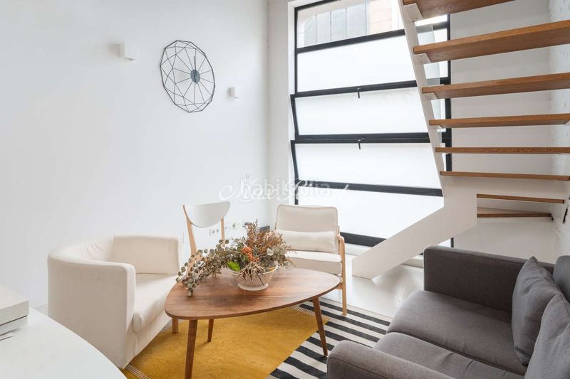Foto f00e8ccf-230c-476a-8394-8247c9631586. Loft amb calefacció a Vila de Gràcia Barcelona