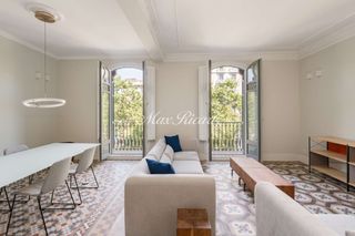 Affitto Appartamento  N/a. Precioso piso amueblado en edificio modernista del eixample  164