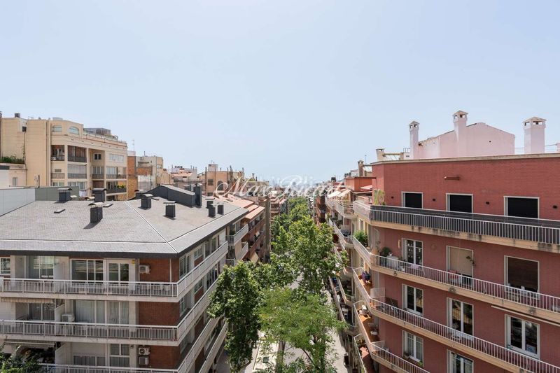 Foto daad3237-4253-4199-8df1-38549ee598d1. Àtic amb calefacció a Sant Gervasi - Galvany Barcelona