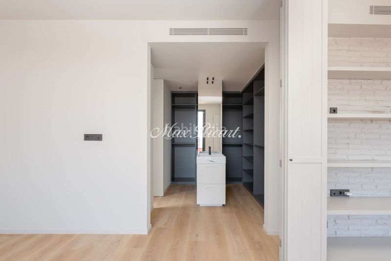 Foto d0f1eb1d-bec9-4b42-b9ed-3d12896991af. Àtic amb calefacció a Sant Gervasi - Bonanova Barcelona