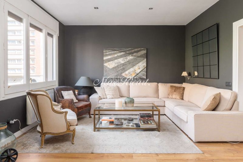 Foto f385bfe9-62d3-4ea9-bd17-da862e1187b1. Pis amb calefacció aparcament a Putget - Farró Barcelona
