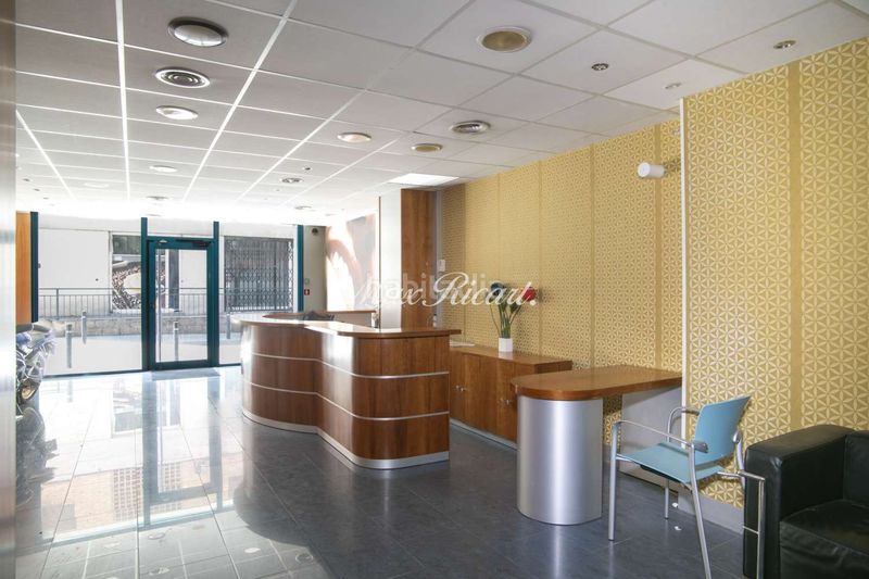 Foto 46e343ce-de94-475f-9e5f-7388ea961e16. Local comercial amb calefacció a Vilapicina - Torre Llobeta Barcelona