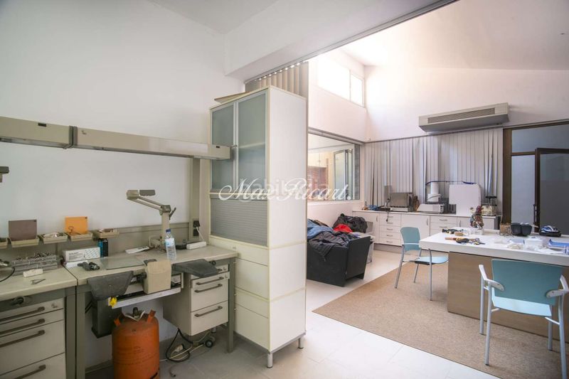 Foto 6a92741c-d01b-4a3c-8a3d-76cce3f05899. Local comercial amb calefacció a Vilapicina - Torre Llobeta Barcelona