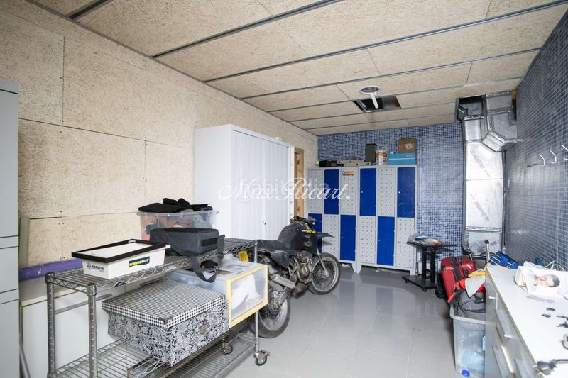 Foto 7425575d-5b83-46ca-aa25-0aec5ed16473. Local comercial amb calefacció a Vilapicina - Torre Llobeta Barcelona