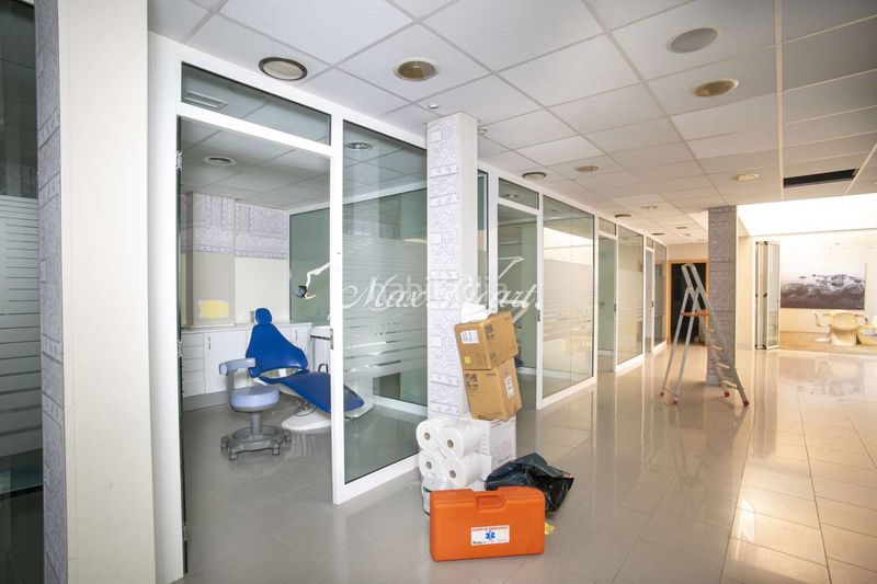 Foto fd5d4e35-1ad0-41f2-b5ce-396e0f422b12. Local comercial amb calefacció a Vilapicina - Torre Llobeta Barcelona
