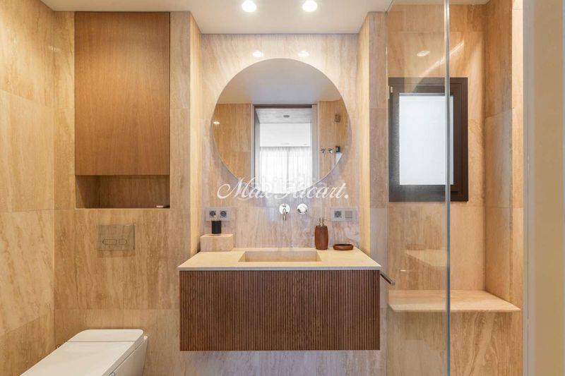 Foto 0ab19b7b-86b3-4303-9ea1-8cf9c0616a8d. Miete dachwohnung mit heizung in Sant Antoni Barcelona