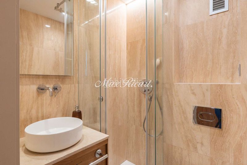 Foto 349b8bf3-75b6-4344-9810-d95aadc4da13. Miete dachwohnung mit heizung in Sant Antoni Barcelona