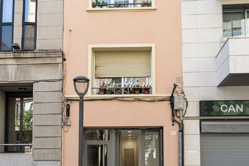 Foto d3964668-83e2-43b4-aa51-8b3732c37a5c. Business premise with heating in Molins de Rei